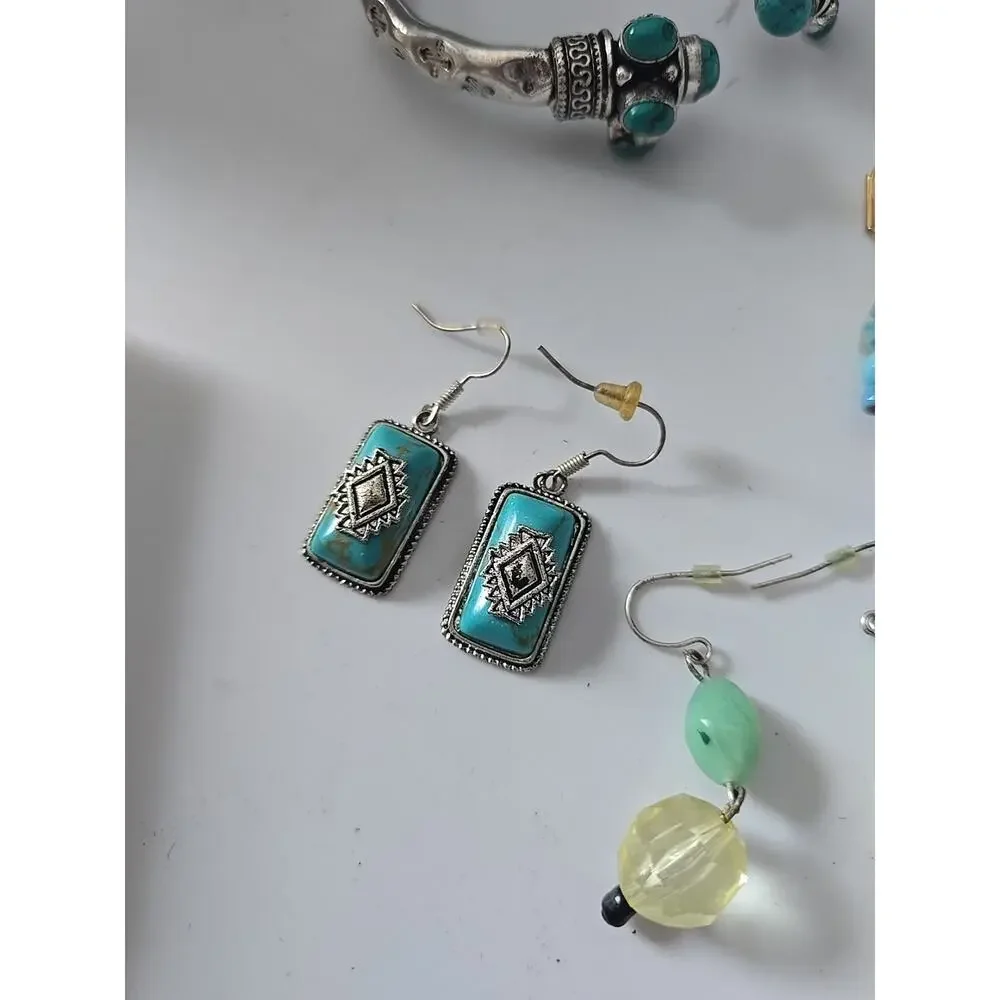 Lot of Vtg Silver Tone Faux Turquoise Bangle Bracelet & Dangling Earring Jewelry